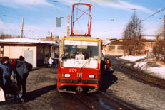Трамвай "СПЕКТР" (инв. № 809) отправился с конечной станции "ВИЗ"