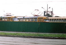 Вид на ретро-трамваи с улицы Фрунзе.